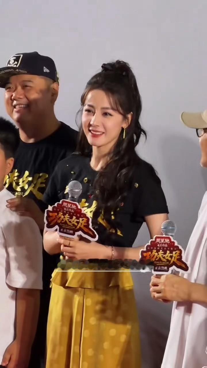 谢谢你成为演员迪丽热巴让我们得以看见荧幕上多样的人生迪丽热巴电影功夫女足迪丽热巴