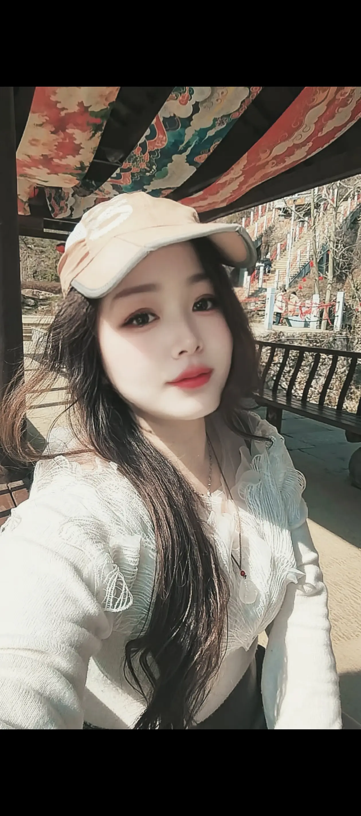 相对也无语情人之，这是女人自己看喜欢的人
