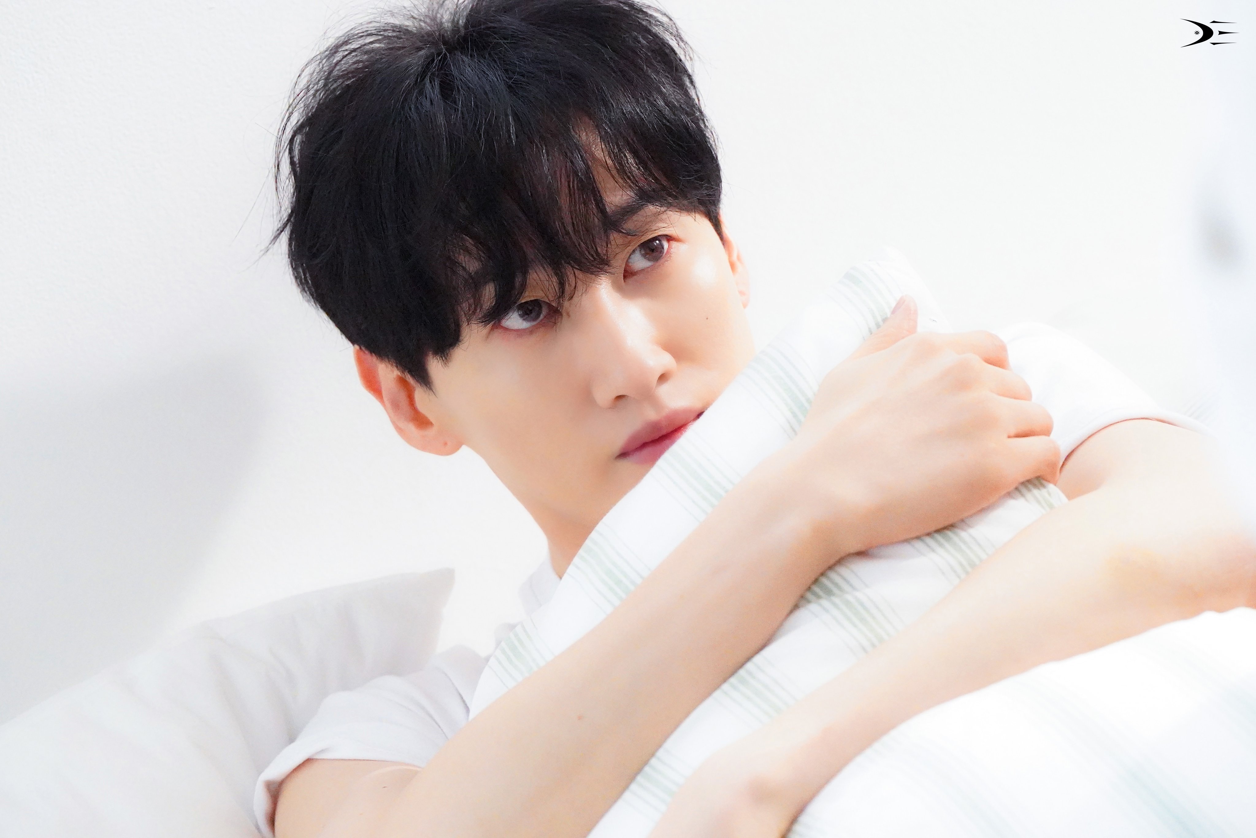 “CB百蓝_。260213 D&E official更新李赫宰 相关：[📸]E