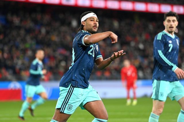 进入2026年以来，格纳布里唯一打满全场的比赛是3月28日，德国队4-3击败瑞士