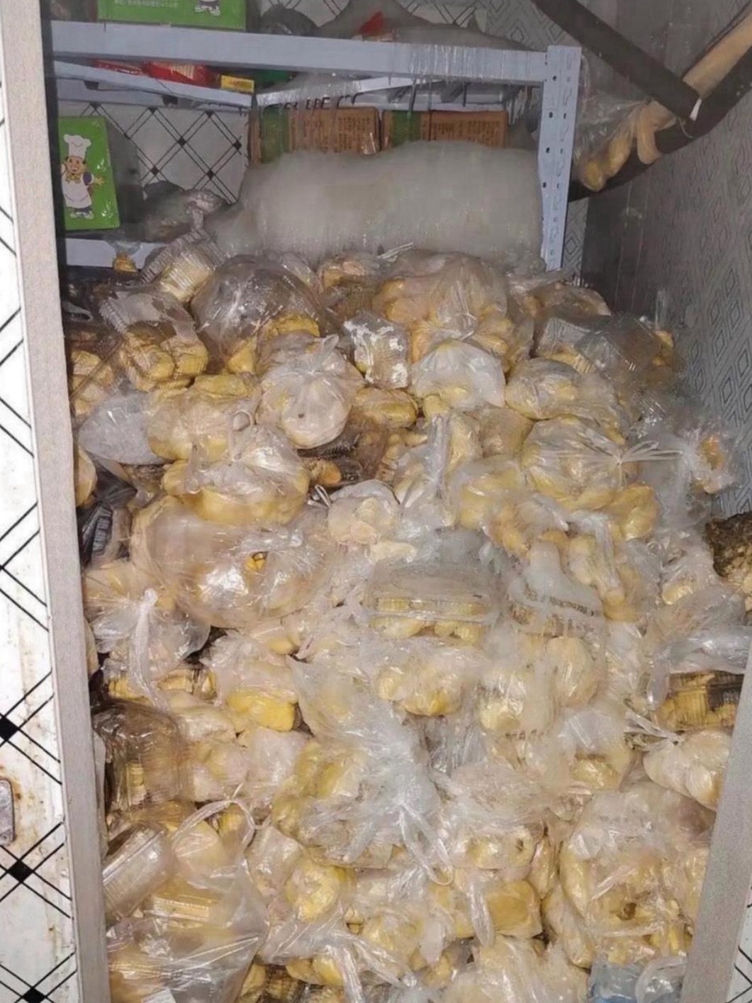 看到这个，以后你还觉得好吃吗 ​​​