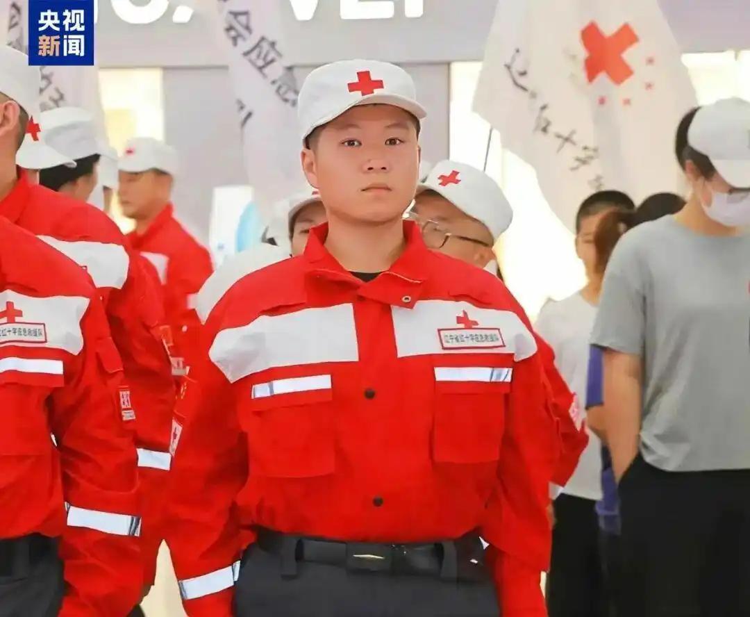 被追授中国青年五四奖章
          近日，辽宁中医药大学学子金城龙被追授