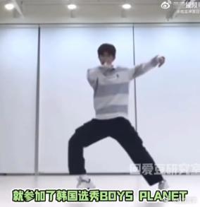 章昊 爽文也不爽啊 章昊用实力告诉大家什么叫"天才的进阶之路"！16岁上211，