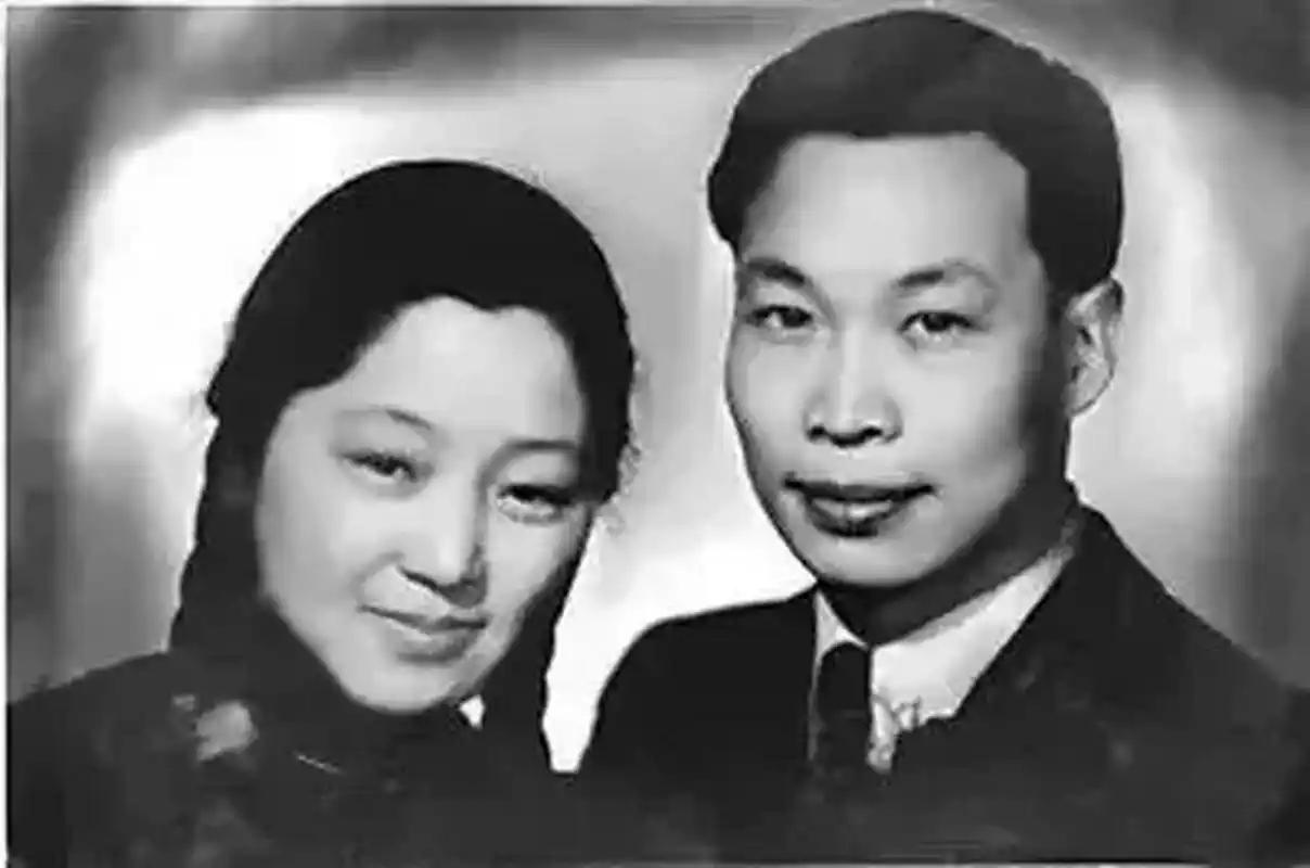 钱三强与何泽慧这对夫妻，不仅是中国核物理领域的标杆人物，更是两大知识分子家族的代