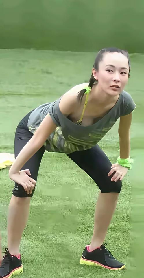 小姐姐，这是准备要做什么大事吗？