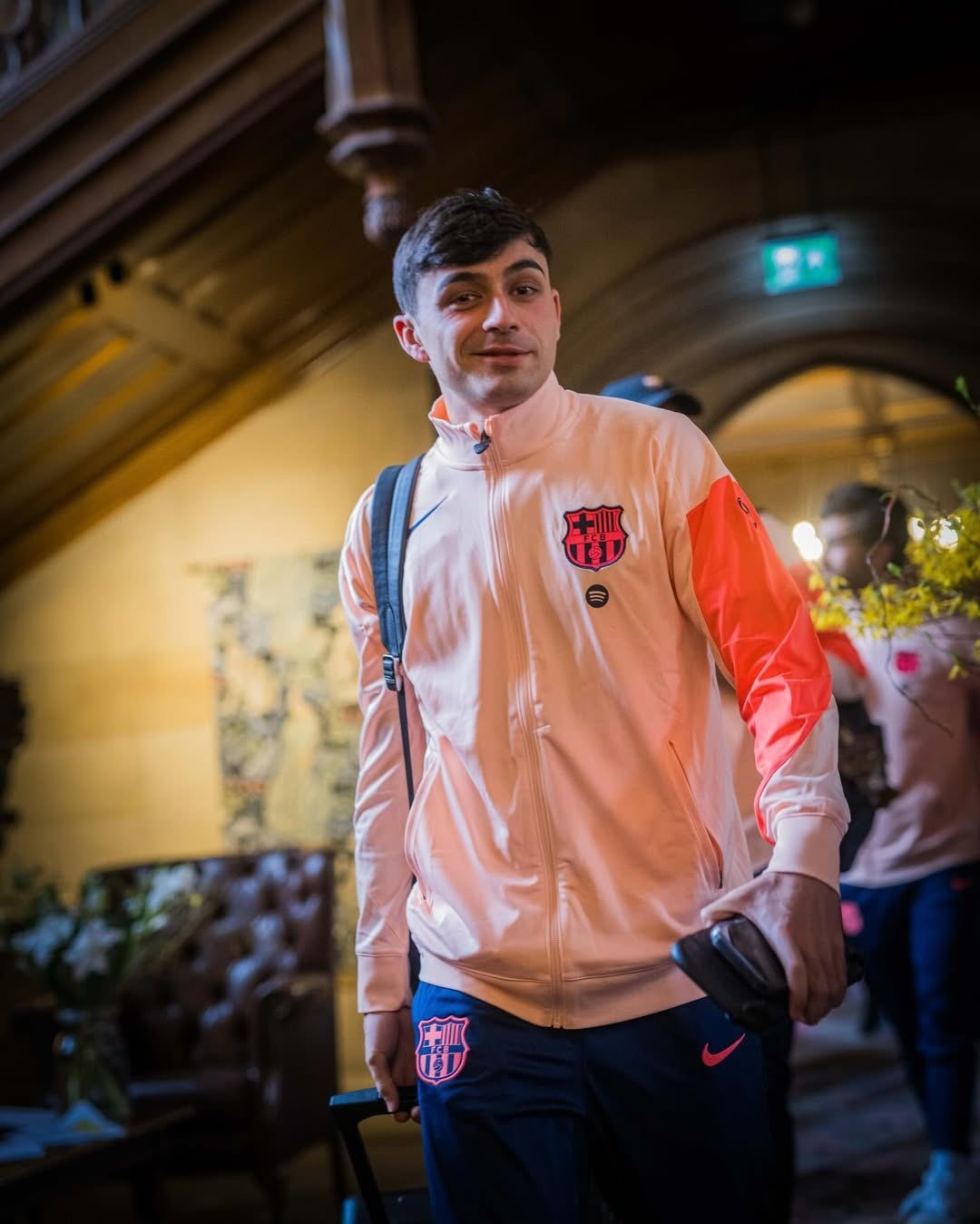 抵达英格兰🏴󠁧󠁢󠁥󠁮󠁧󠁿🛬🛬🛬🛬巴萨欧冠联赛纽卡斯尔联vs