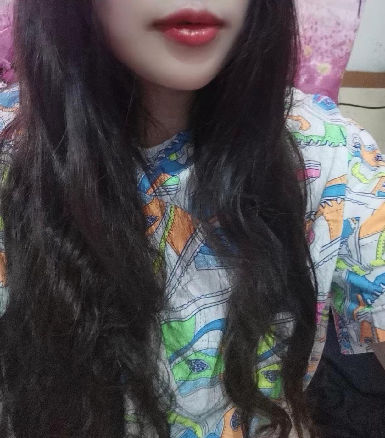 今天看到一句话说是，家里非常干净的人心狠，要不就是有洁癖或者是强迫症，家里乱一点