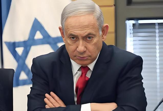 别再在那儿自我陶醉了！原本号称“苍蝇都飞不进”的空中堡垒，就在这几天，彻底成了全