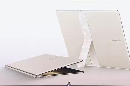 两万五的折叠笔记本，值不值得入手

华为这款折叠笔记本一发布就引发热议。我的看法