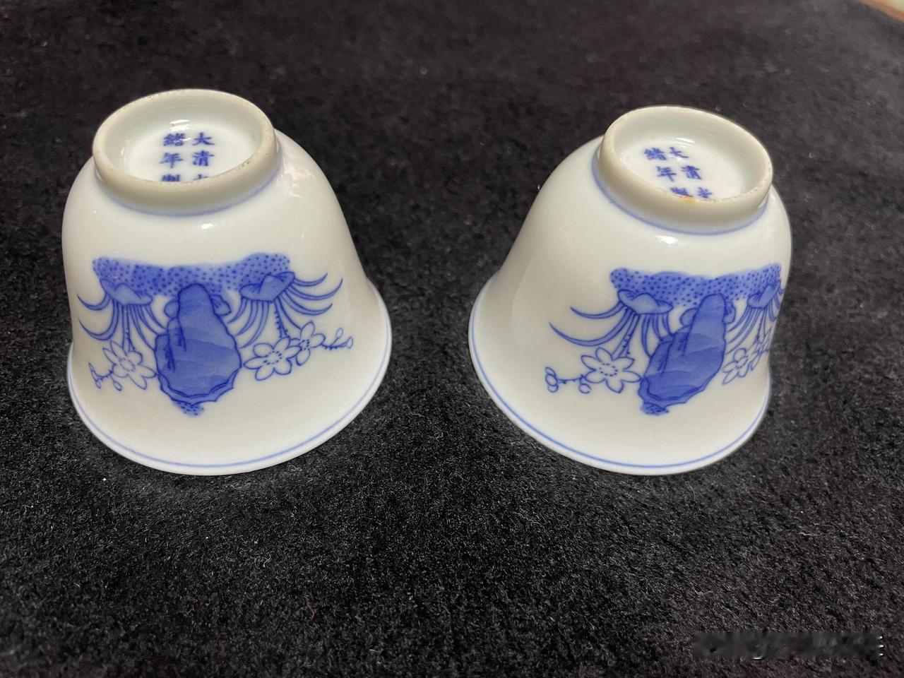 兰为君影：光绪官窑兰草对杯

光绪一朝，瓷器已非盛世气象，却恰恰在凋敝中，养出了
