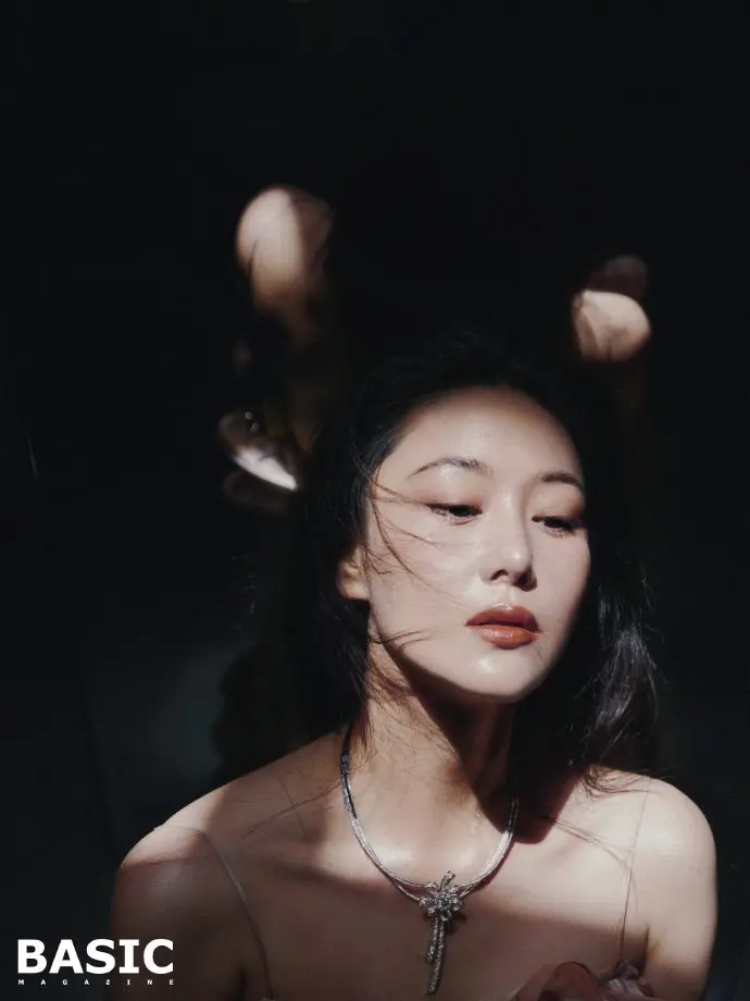 张馨予｜BASIC中文版杂志第二弹。“从章七娘子那句未书写于剧本的“我...