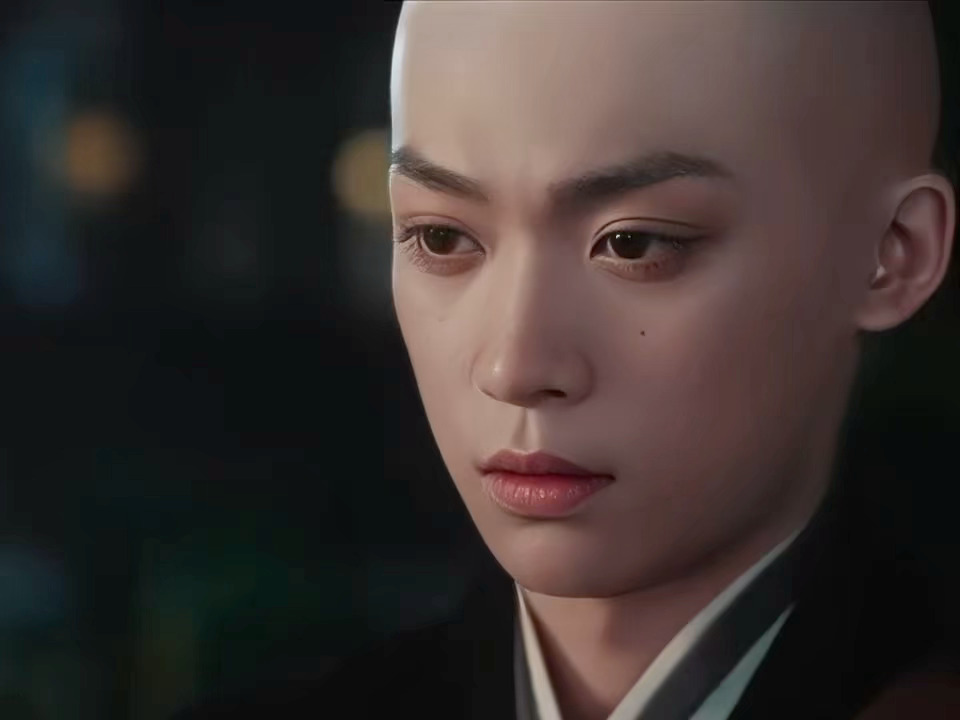 林小宅晒梓渝合照看到林小宅晒出和梓渝的合照真的好感慨，狠狠想念我们的小呆瓜辩积。