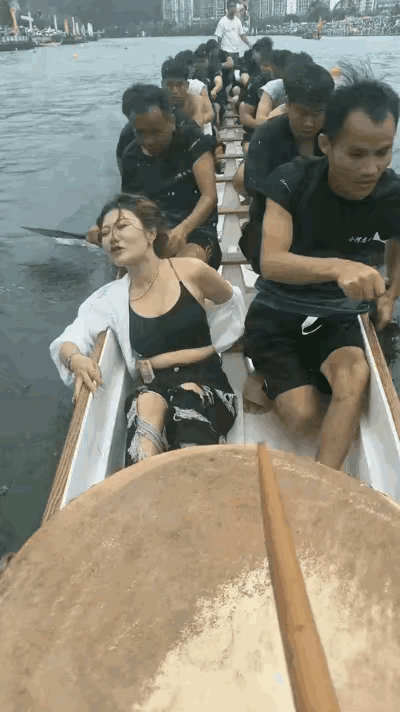 不懂就问，龙舟比赛，她存在的意义是什么？