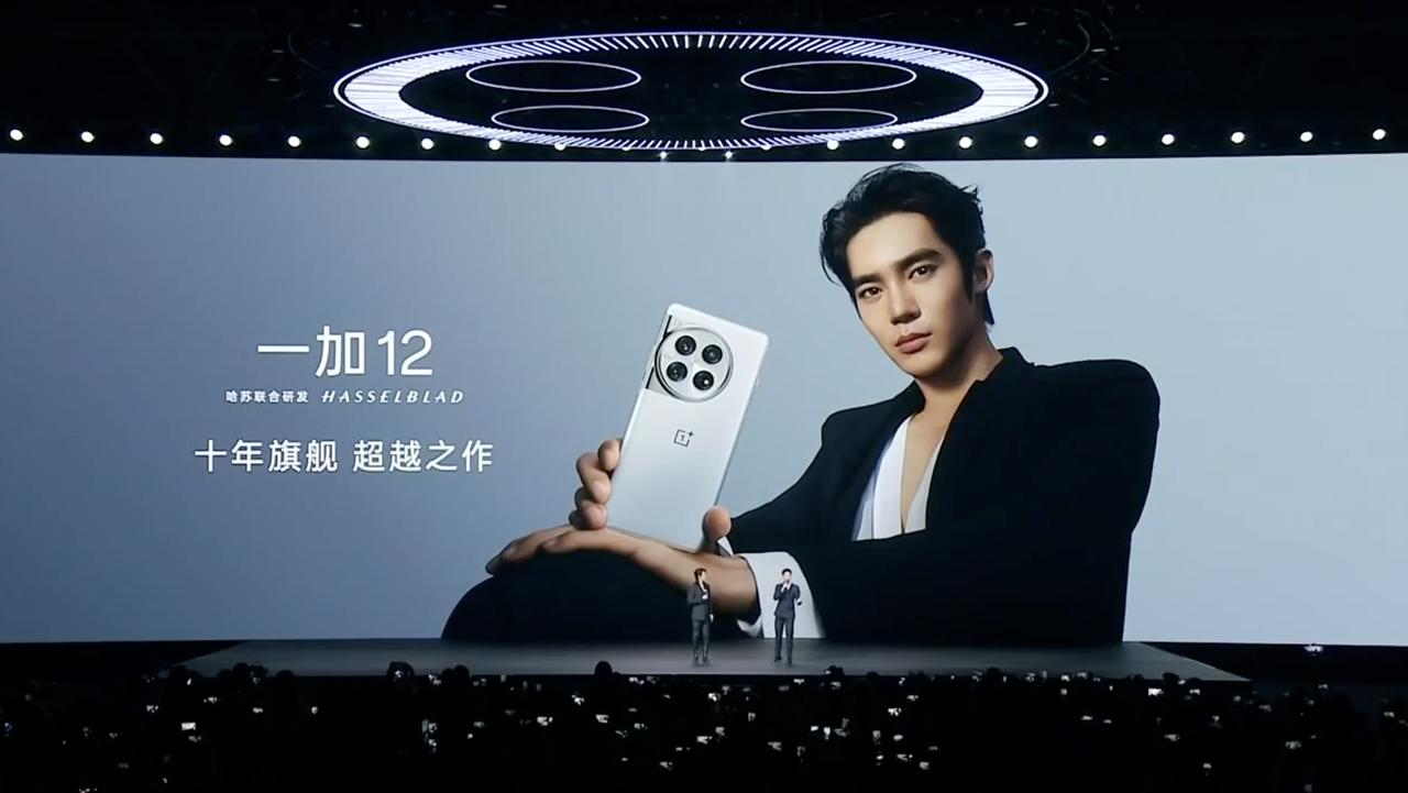 小米：好好好，现在都这么玩了是吧！

刚发布的一加12估计大家都看了吧？有一说一