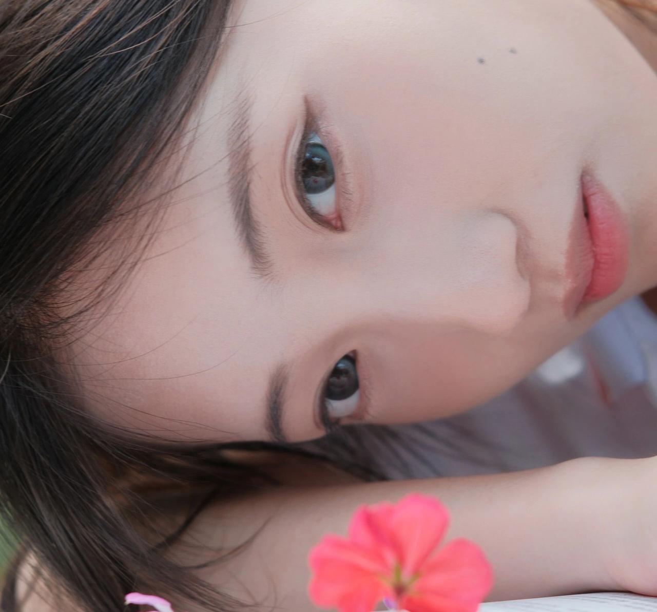 清纯甜美的样子漂亮吗