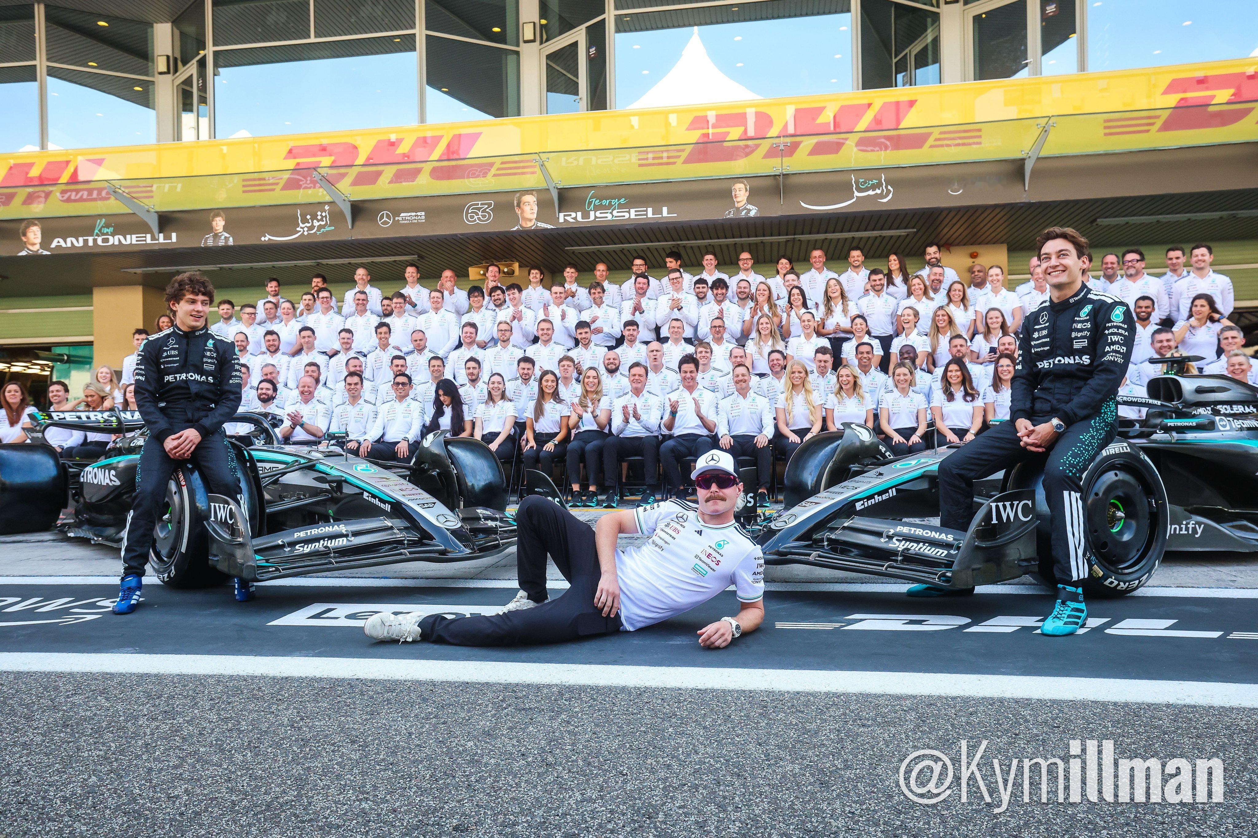 笑死，梅赛德斯车队2025赛季年终大合影F12025F1阿布扎比大奖赛 (via
