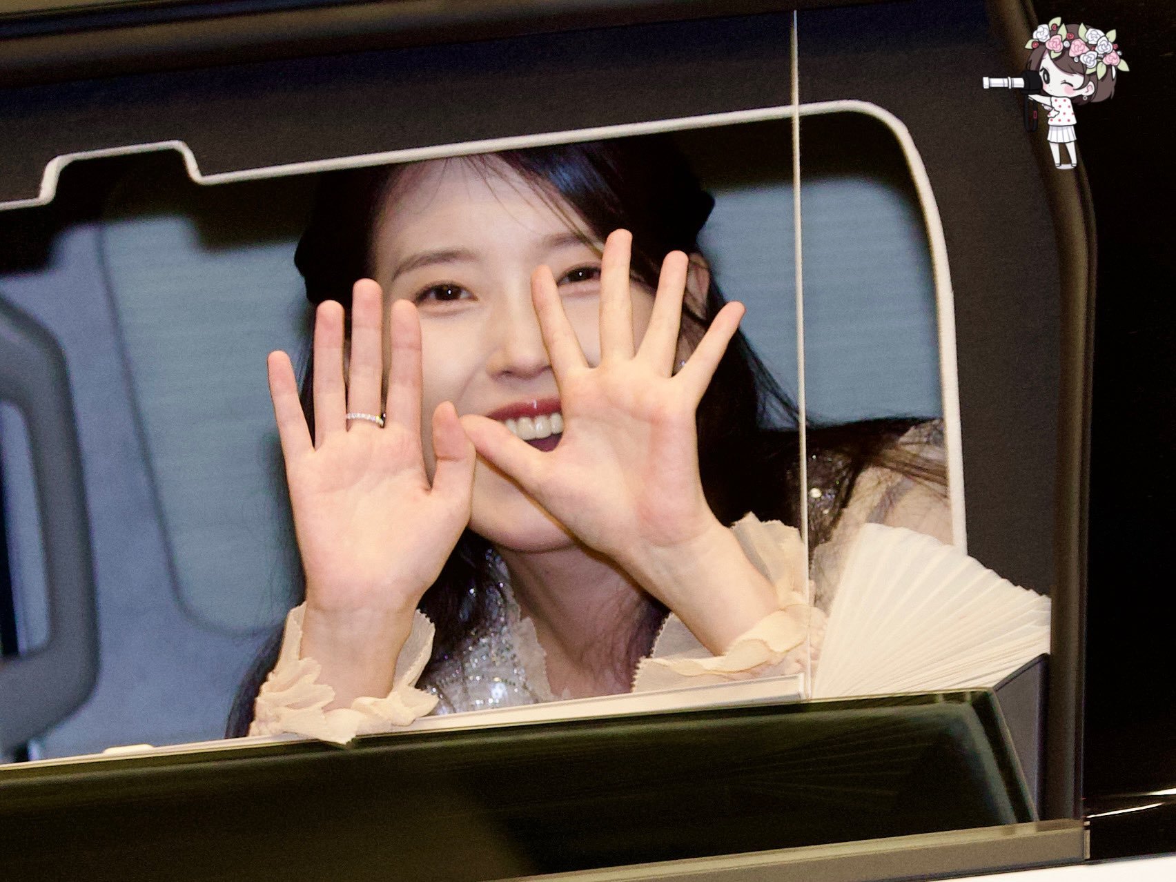IU  ❤️IU李知恩21世纪大君夫人 260516 IU生日活动下班饭拍cr.