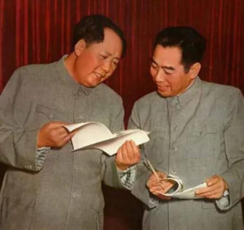55年周总理见到救命恩人，直言：你的军衔是低了些，恩人作何答复

“总理同志，您