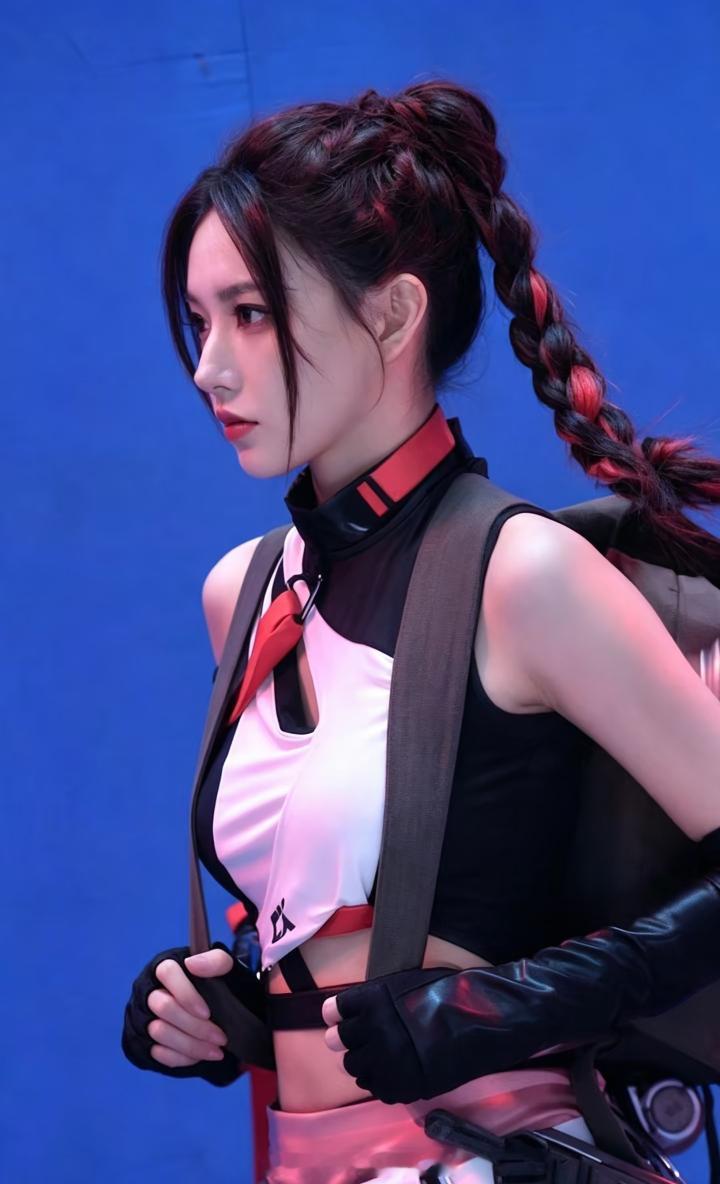 无限流末日大女主 看看我们吧​​​