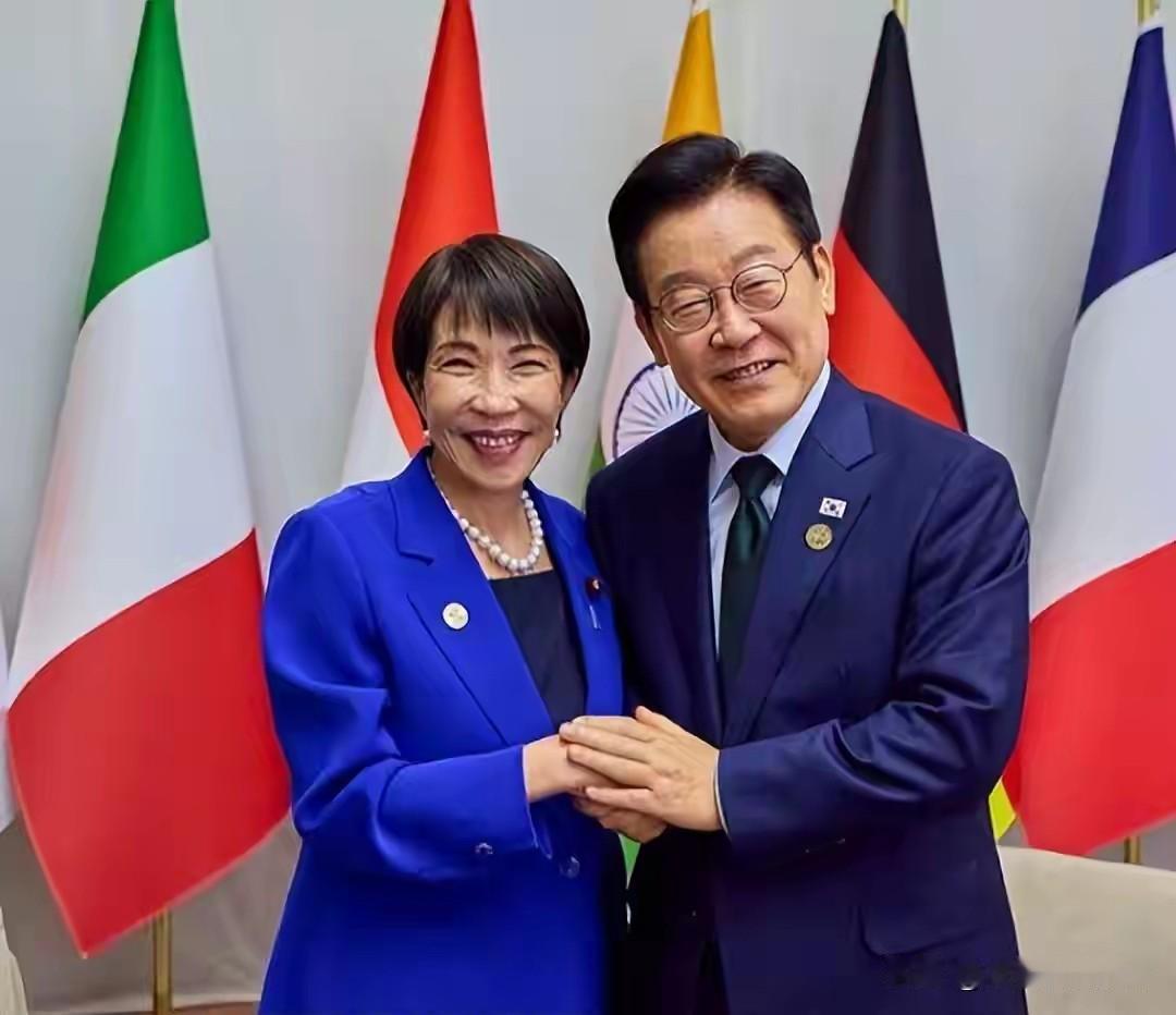 韩国总统李在明和日本首相高市早苗在G20峰会说好要一起调解中日关系，结果没几天李