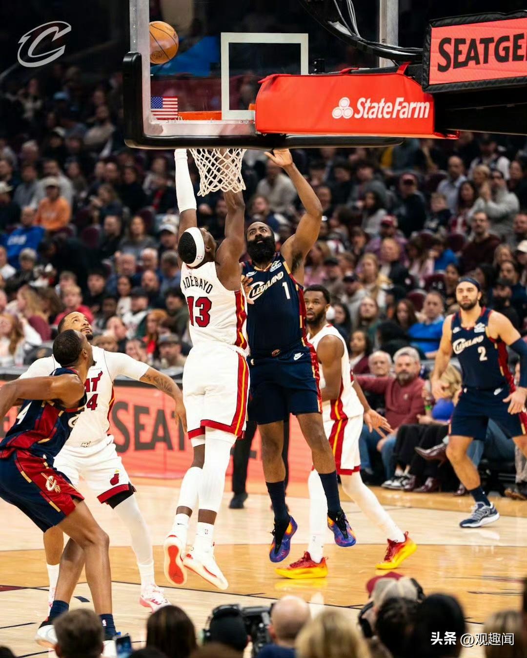 今天的哈登：今天的哈登，把“高效控场”演绎到了极致！
14次助攻追平个人本赛季单