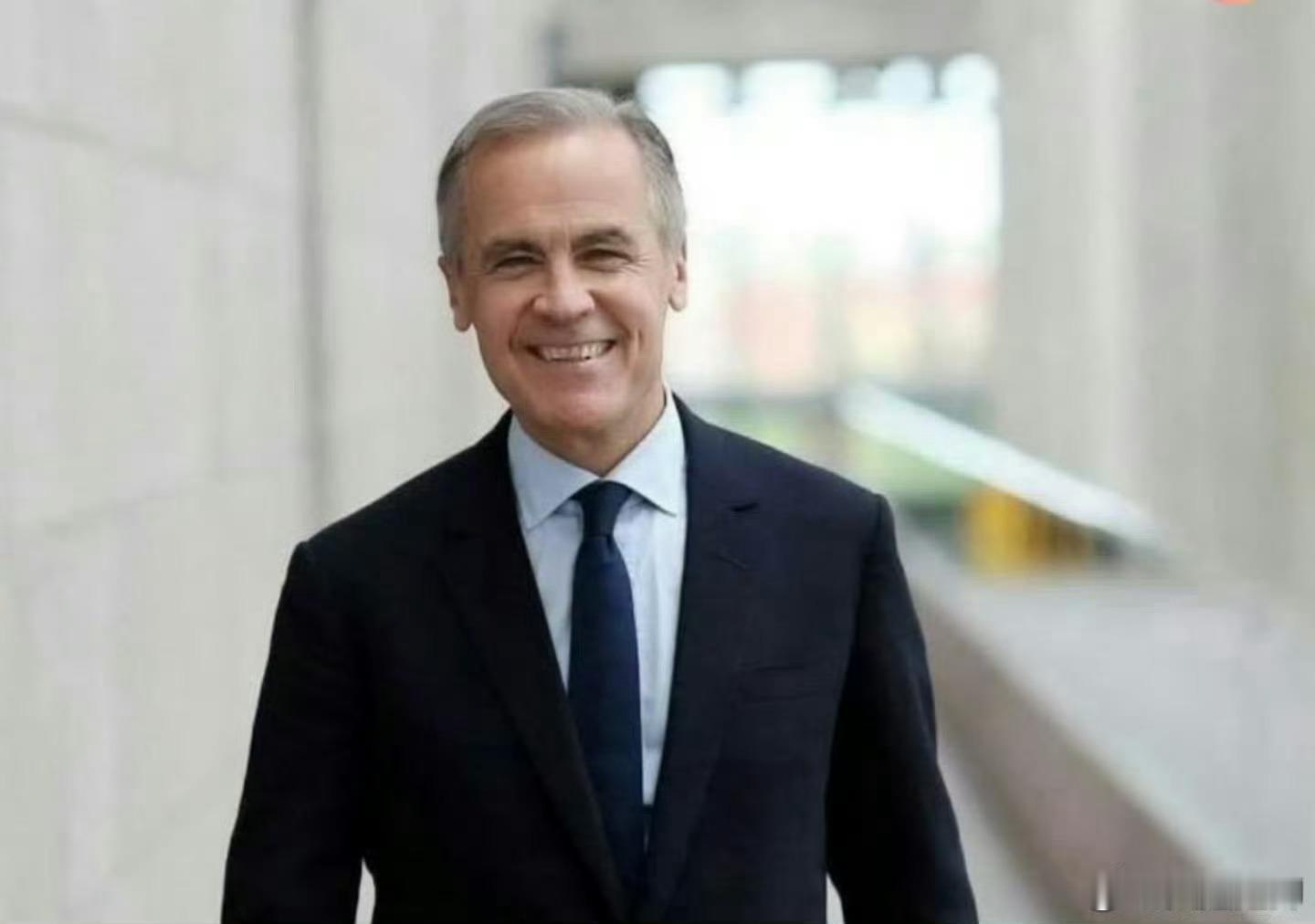 加媒称，在美国威逼日甚的今天，加拿大摒弃前嫌，搁置争议，主动寻求与中国和好。 ​