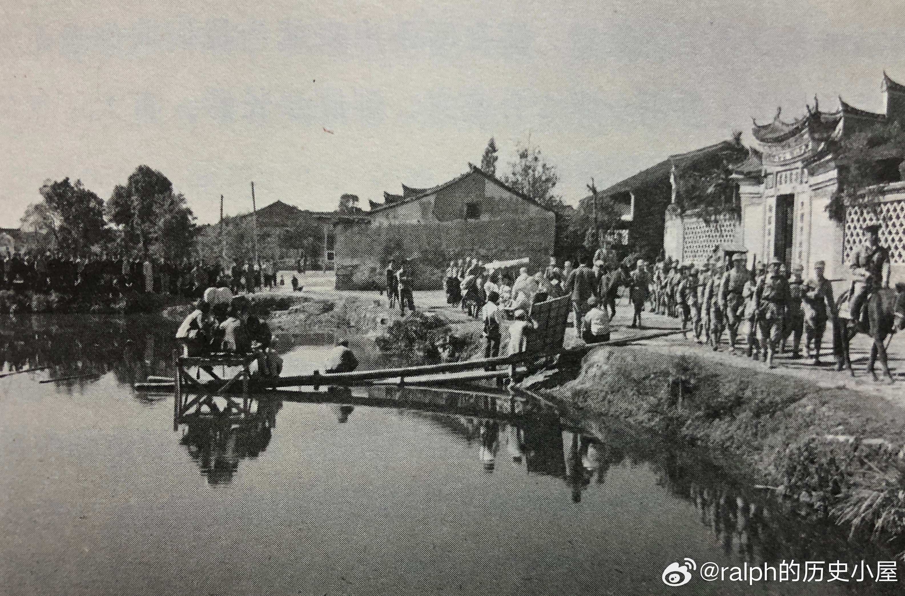 1957年电影《红孩子》拍摄现场，拍摄地点江西瑞金，拍摄场景是“白军开进李家坳”