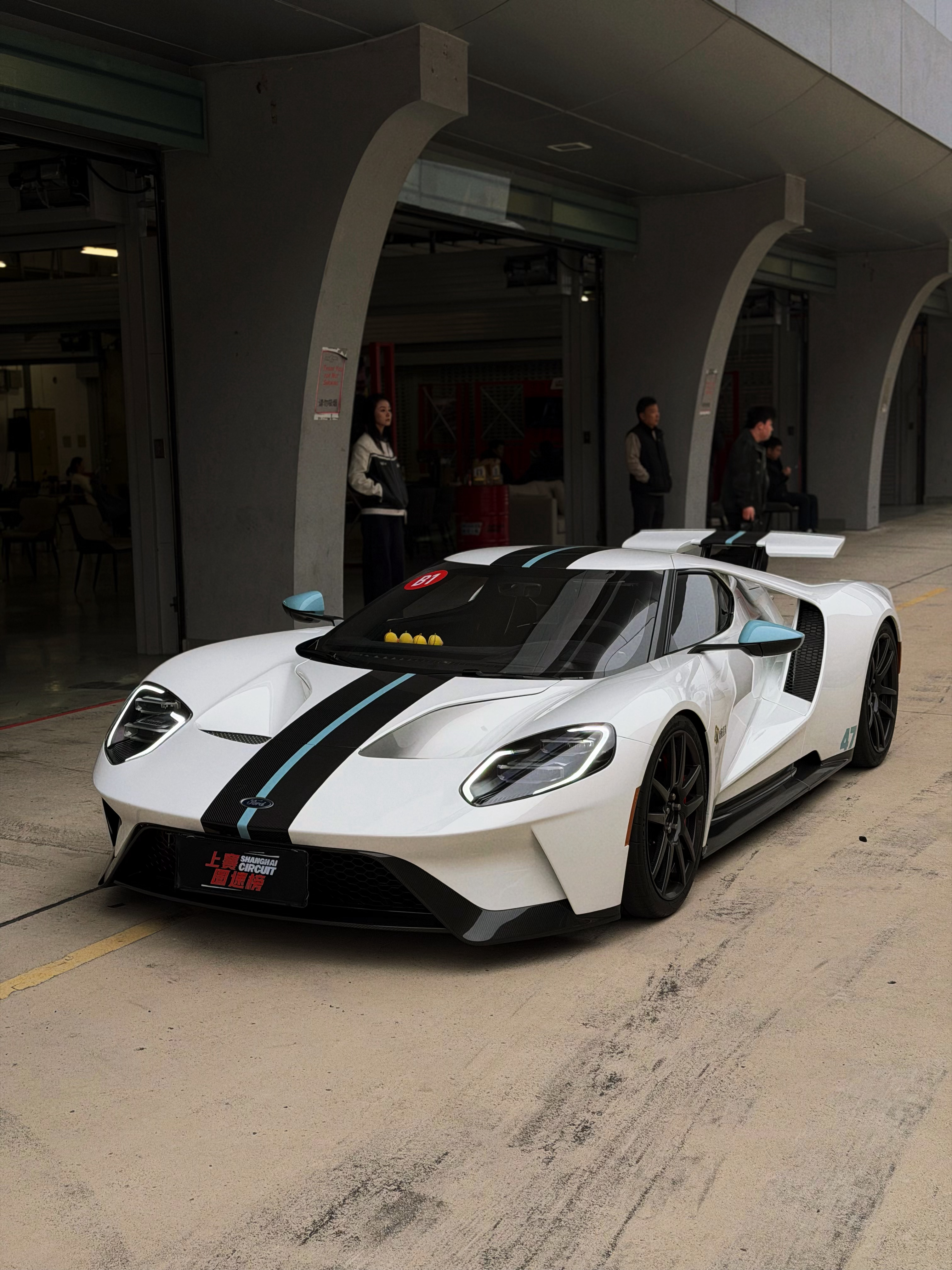 福特GT，在赛道里遇到TA都想减速多看一眼  汽场全开