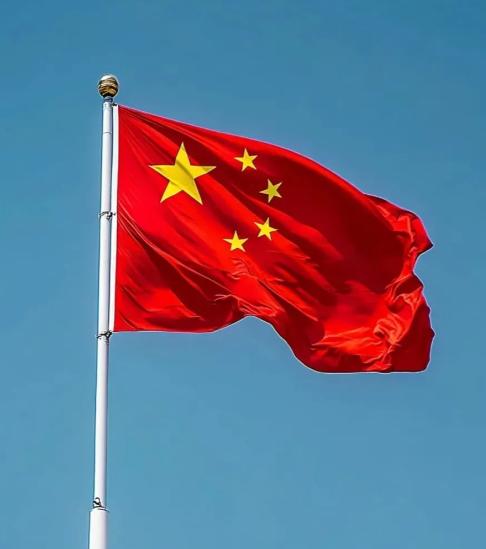 一个伊朗人的一句话，让无数中国人沉默了。他说中国最大的问题不是实力不够，而是太讲