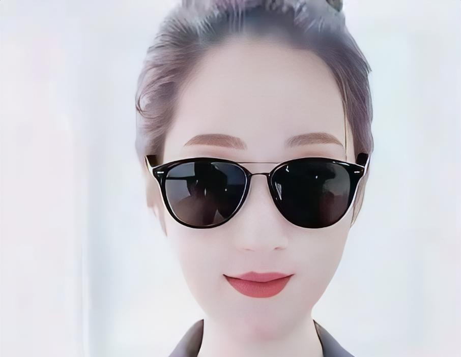 付某婷婚内出轨，违背了夫妻忠诚义务，在道德上应受谴责！但另一方偷拍并传播私密视频