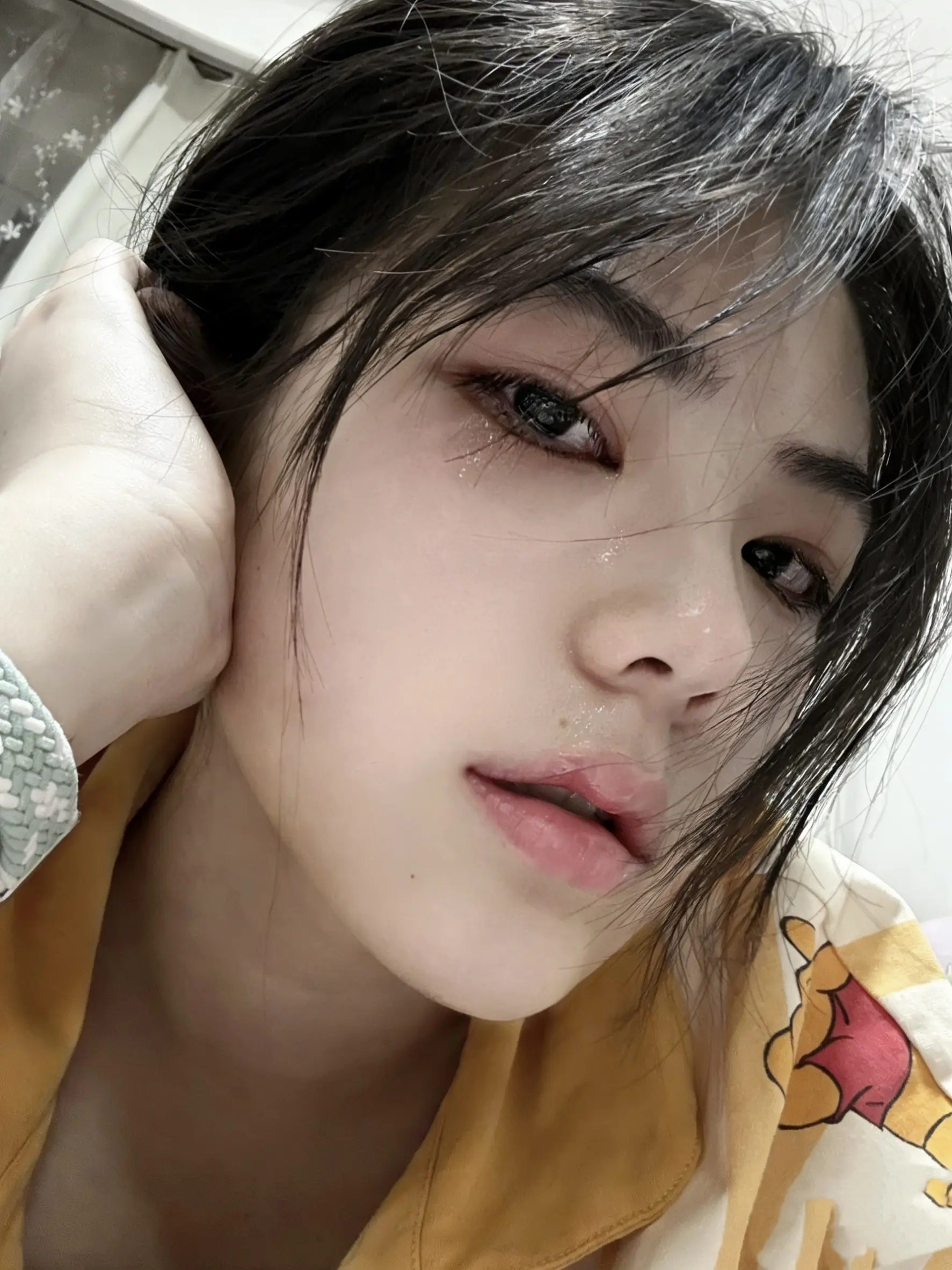 最近脸有点干 总是需要眼泪补水