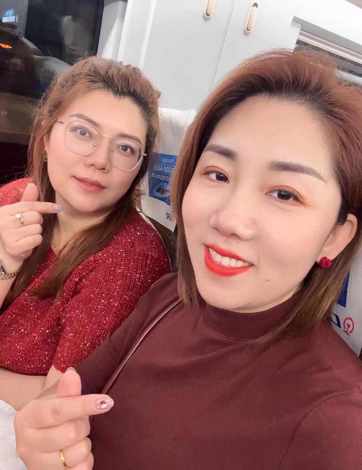 发烧38度还去演唱会？
你朋友肯定骂你疯了。
但我知道你为什么去。
不是追星，是