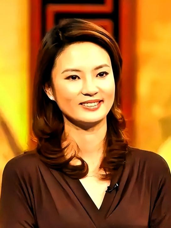 49岁，无夫无子，两任男友一死缓一惨死狱中，她的人生比电视剧还虐

谁能想到，那