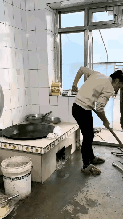 这是潘银莲！不是潘金莲！[呲牙][呲牙][呲牙]