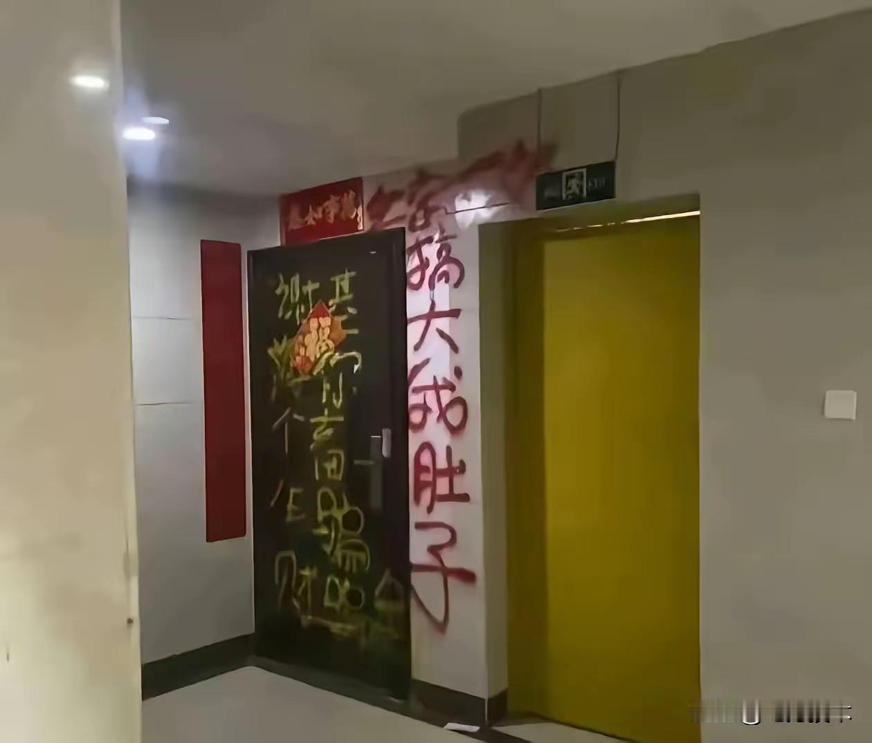 不仅在各类视频中，就是在现实生活里，很多的年轻女性，在相亲和结婚时，对于金钱的认