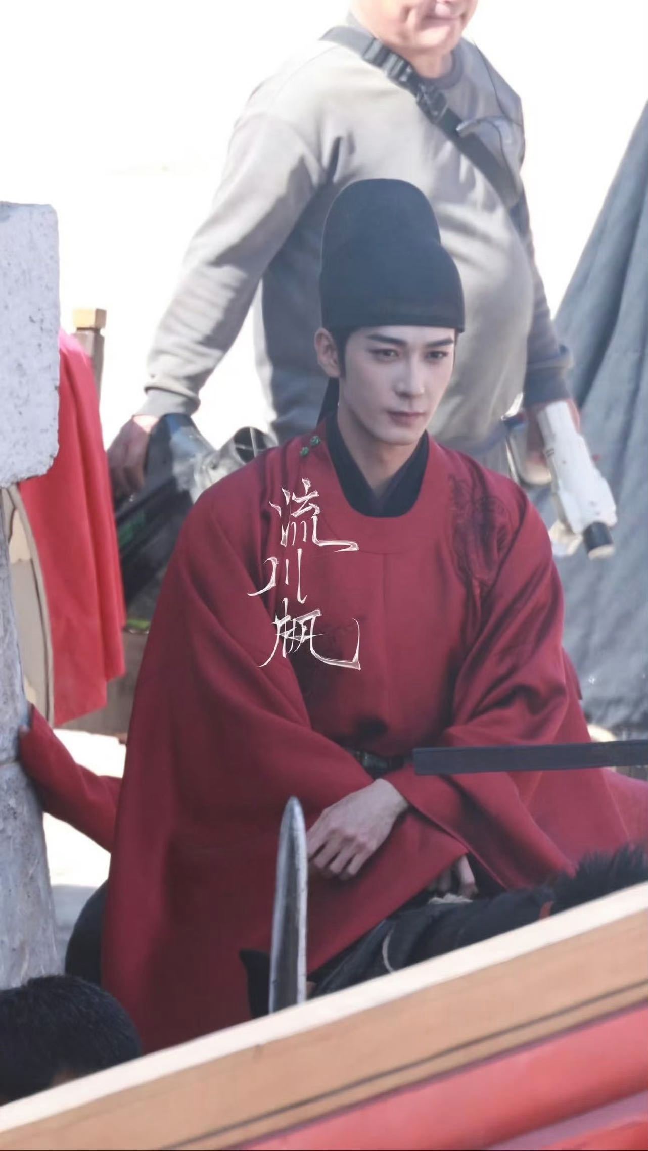 陈星旭金枝婚服路透 这是谁的新郎？今日婚服路透大写的“权威”，从雪夜清寒到婚服盛