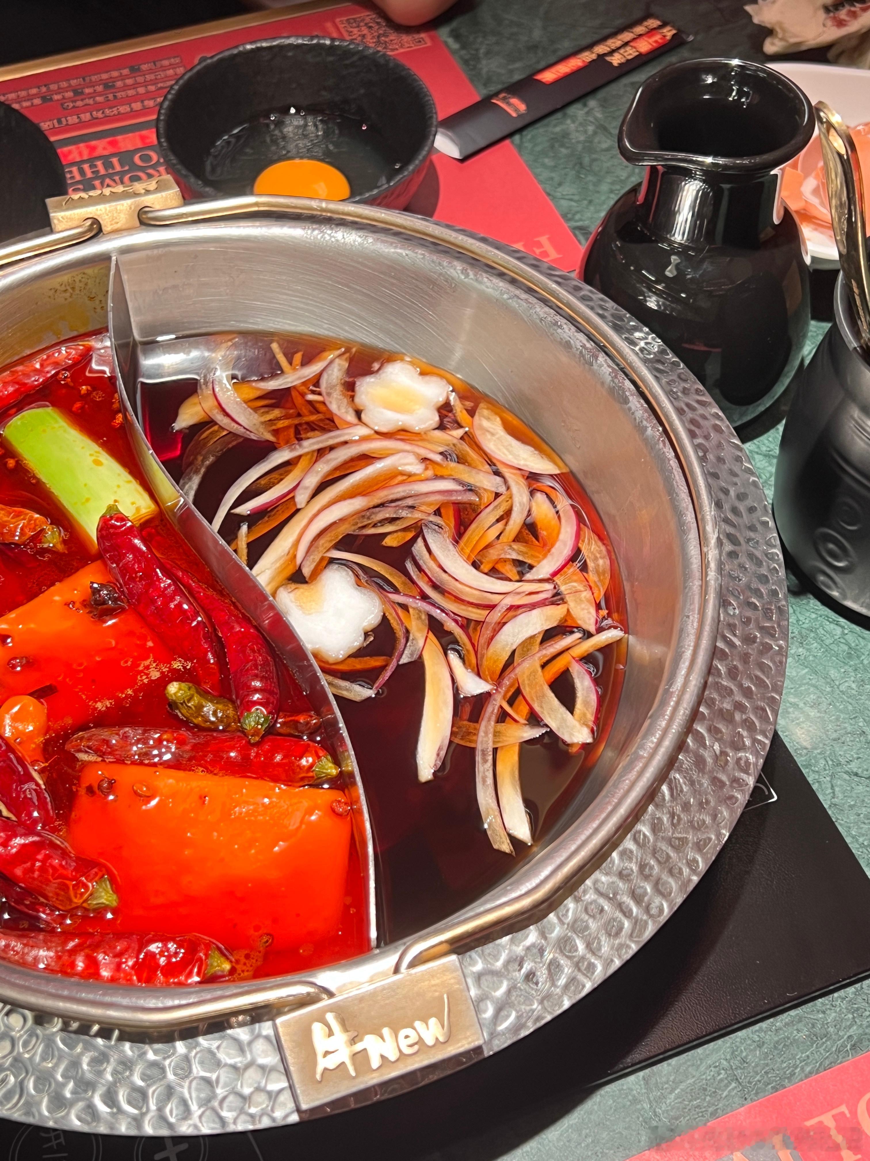 又来挑战极限了姐[来]每次看完别人视频吃几十上百盘肉，都觉得自己又行了[融化]猜