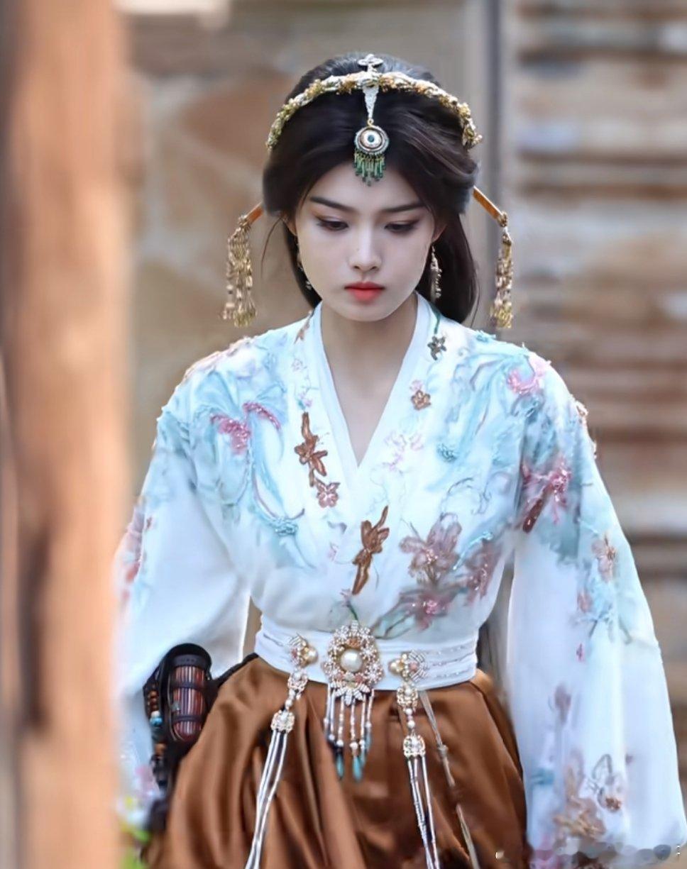 百妖谱 的造型师是谁，每个女演员头发都好丑 ​​​