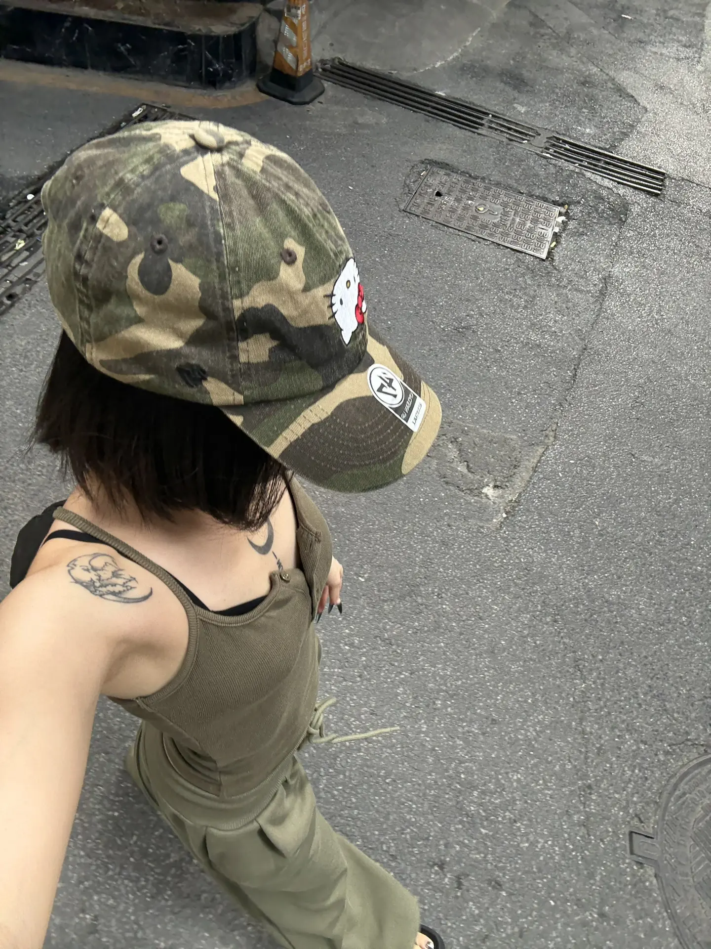 人就是会变的五年前我以为自己会穿一辈子宽松的衣服生活也会如此简单随性三...