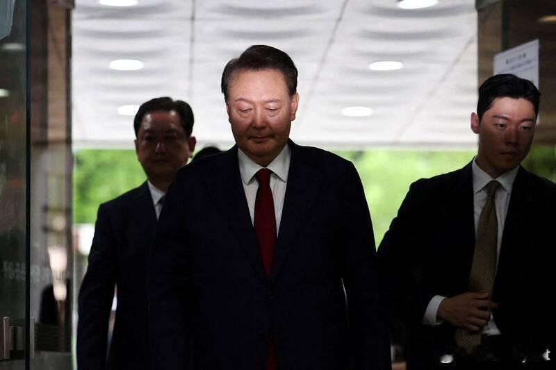 韩国法院今宣判尹锡悦“内乱罪” 若判死刑将成光州事件后首例海外新鲜事ai热点共创