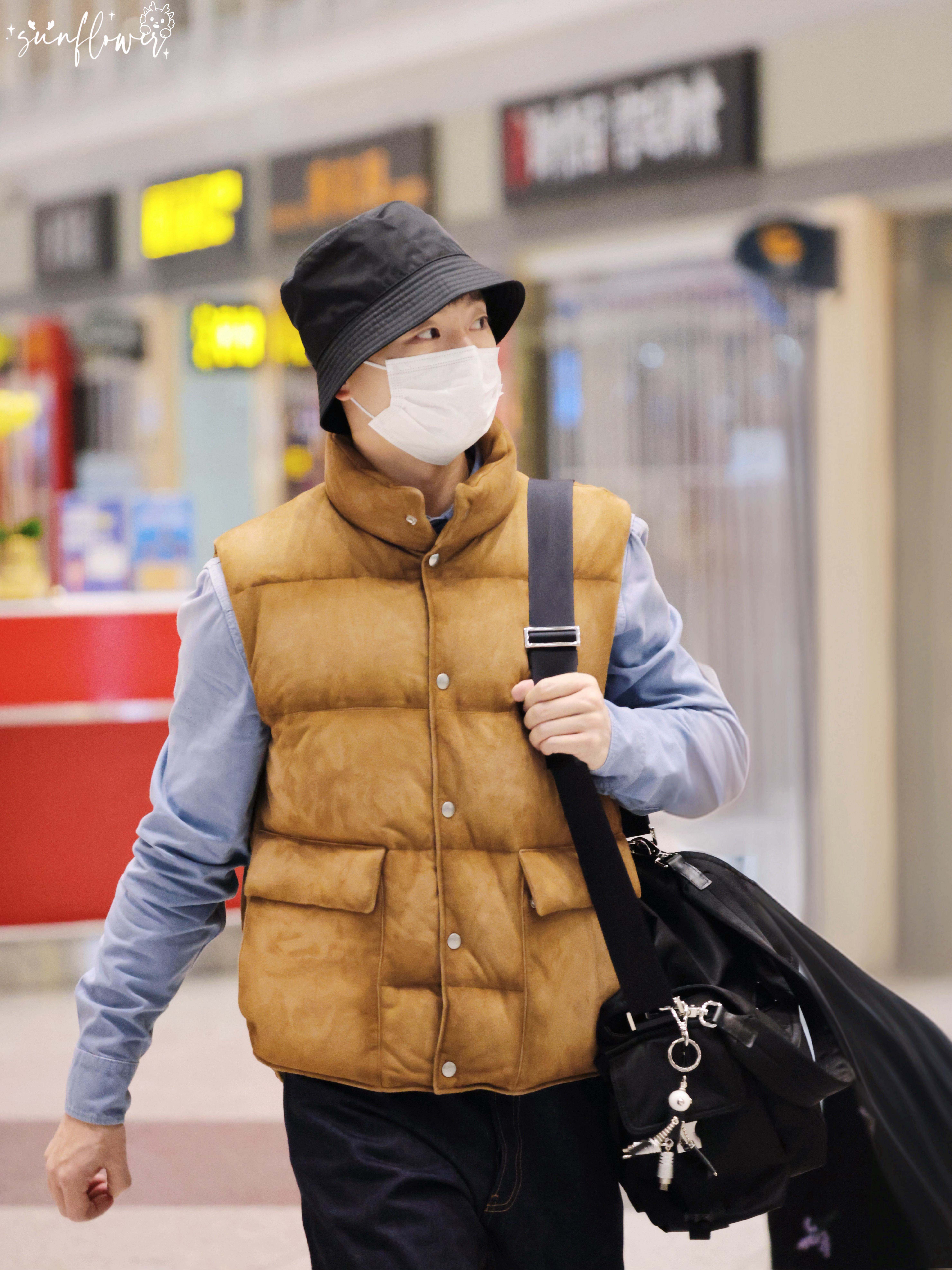 马龙出发米兰时装周 ✈️ 龙队的机场出发Look不仅帅气还有点可爱。他将以新晋P