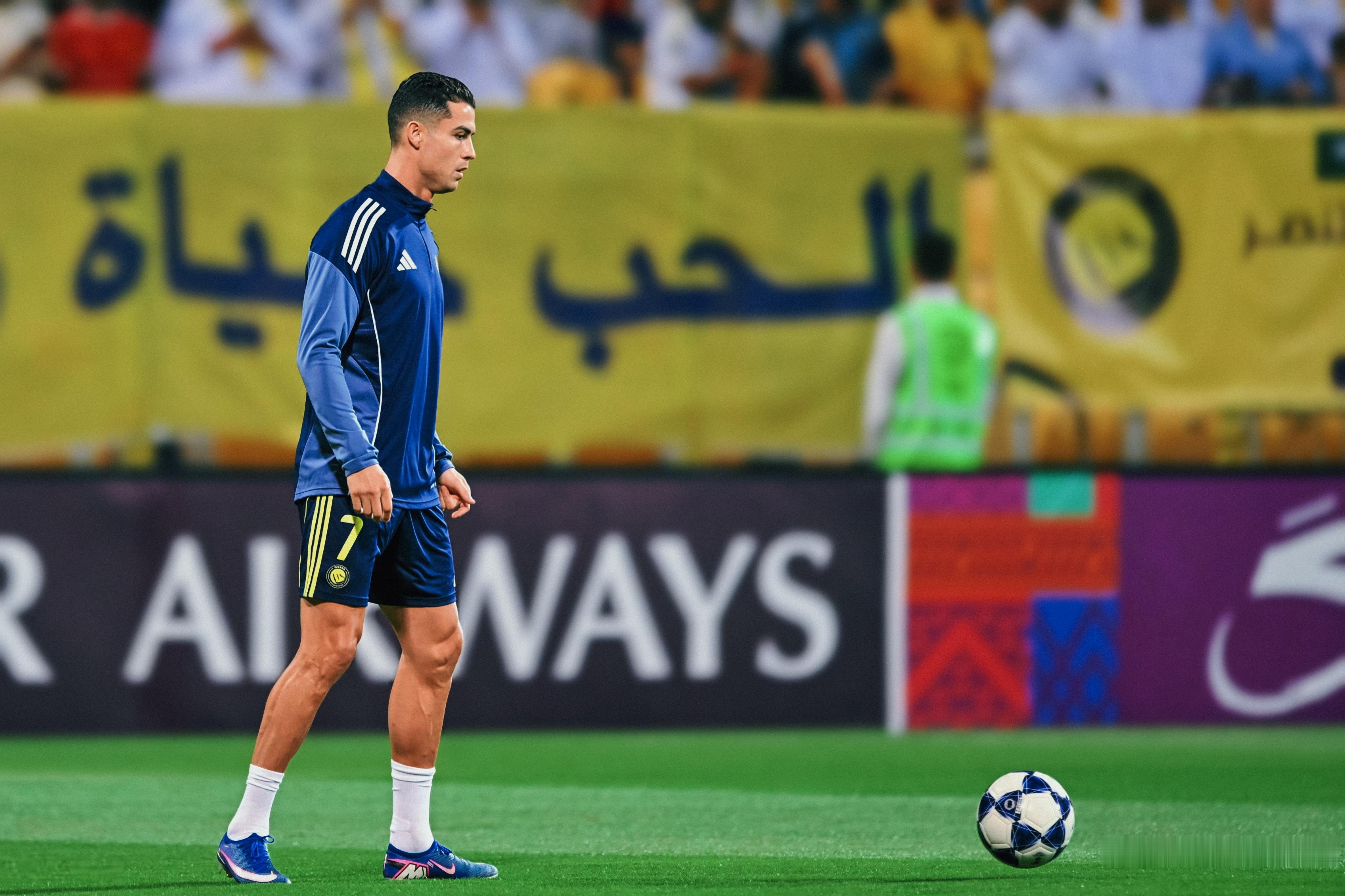 C罗C罗日常晚安𝑮𝒐𝒐𝒅𝑵𝒊𝒈𝒉𝒕𝑪𝒓𝒊𝒔𝒕𝒊𝒂