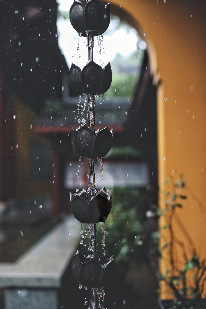 未知和无知并不是愚昧，真正的愚昧是对未知和无知的否认。——余秋雨《千年一叹》 