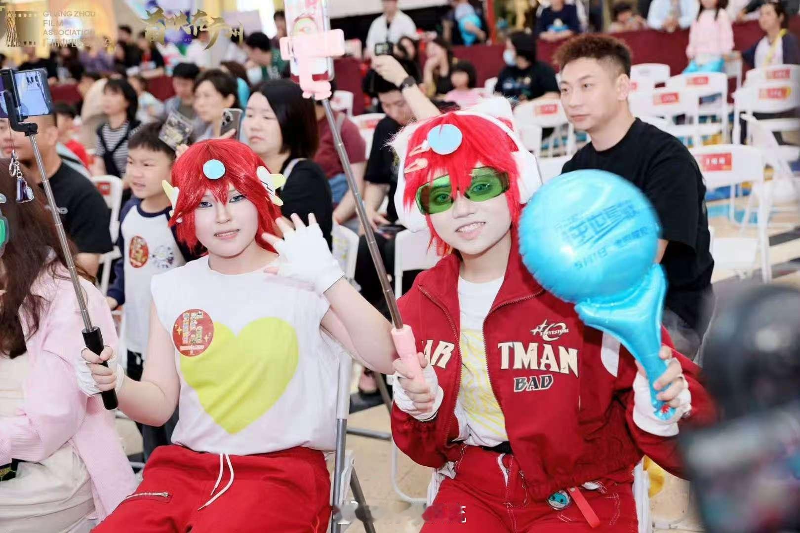 开心超人开播已经是十五年前了原来《开心超人》已经陪伴我们15个春秋！从懵懂孩童到