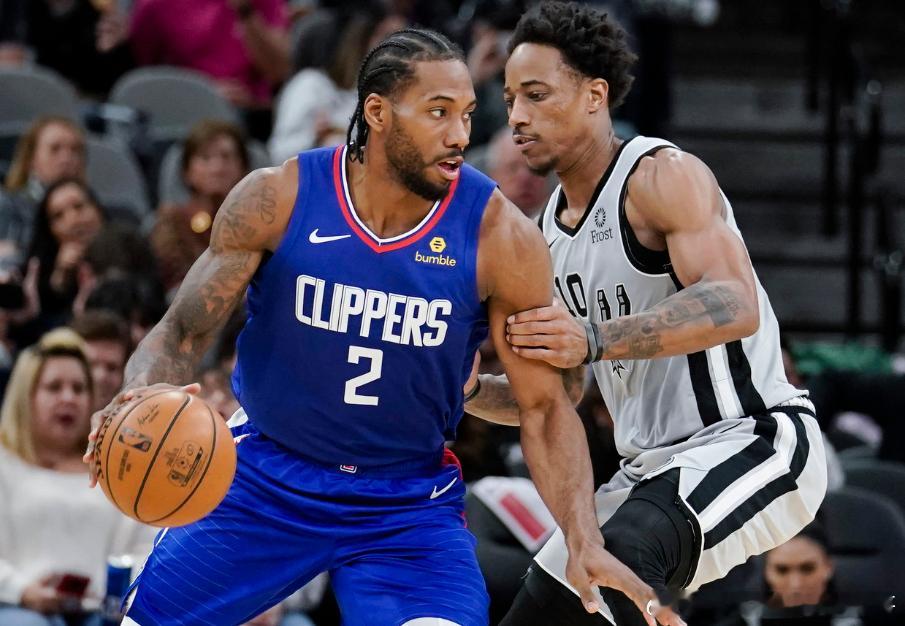 近日，前NBA球员阿里纳斯在《The Arena》节目中谈到了猛龙。他说：“有个