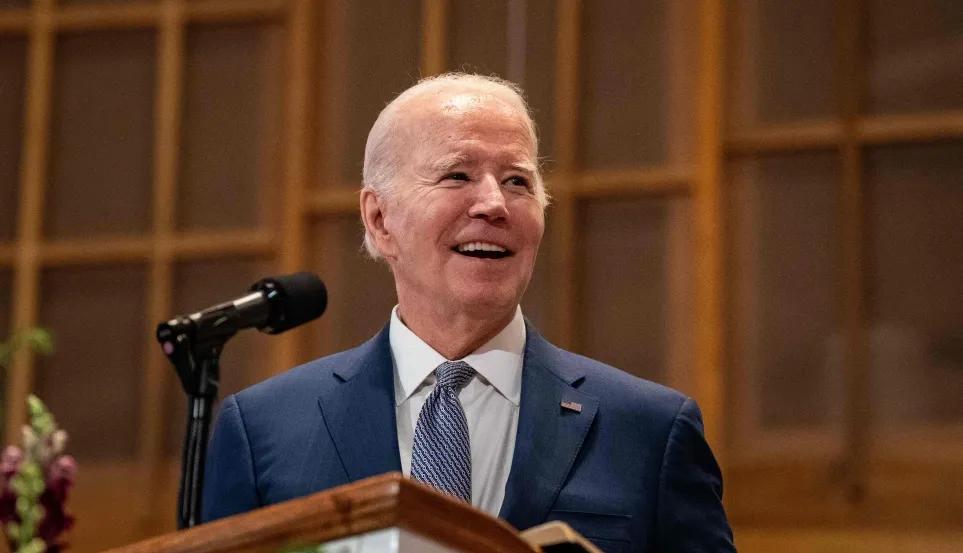 【美国总统拜登在赌城致词时又口误，直言见到已故法国总统密特朗？】
近日，美国总统