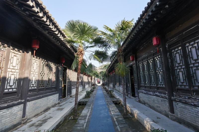 地主家的傻儿子以及纨绔子弟们考不上秀才，更考不上举人，有钱既不能去国外镀金，又不