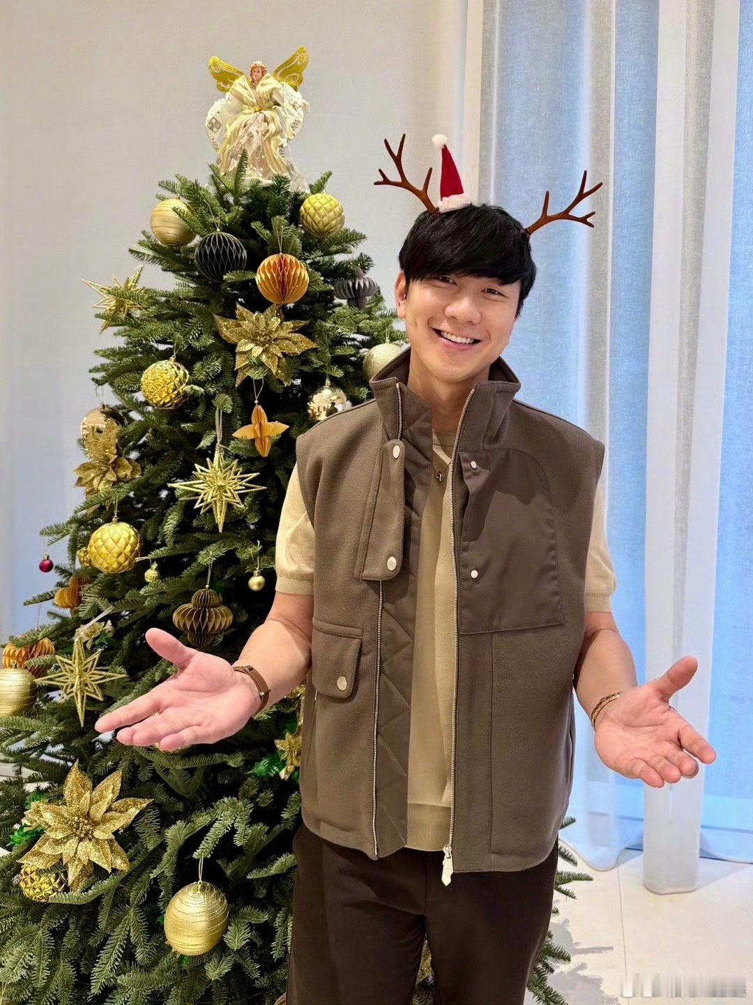 林俊杰方否认看七七直播一见钟情林俊杰方称并没有爱看网红直播 台媒早前爆料JJ看网