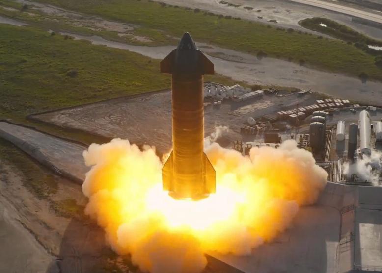 北京时间3月14日21时25分左右，美国太空探索技术公司（Space X）的“星