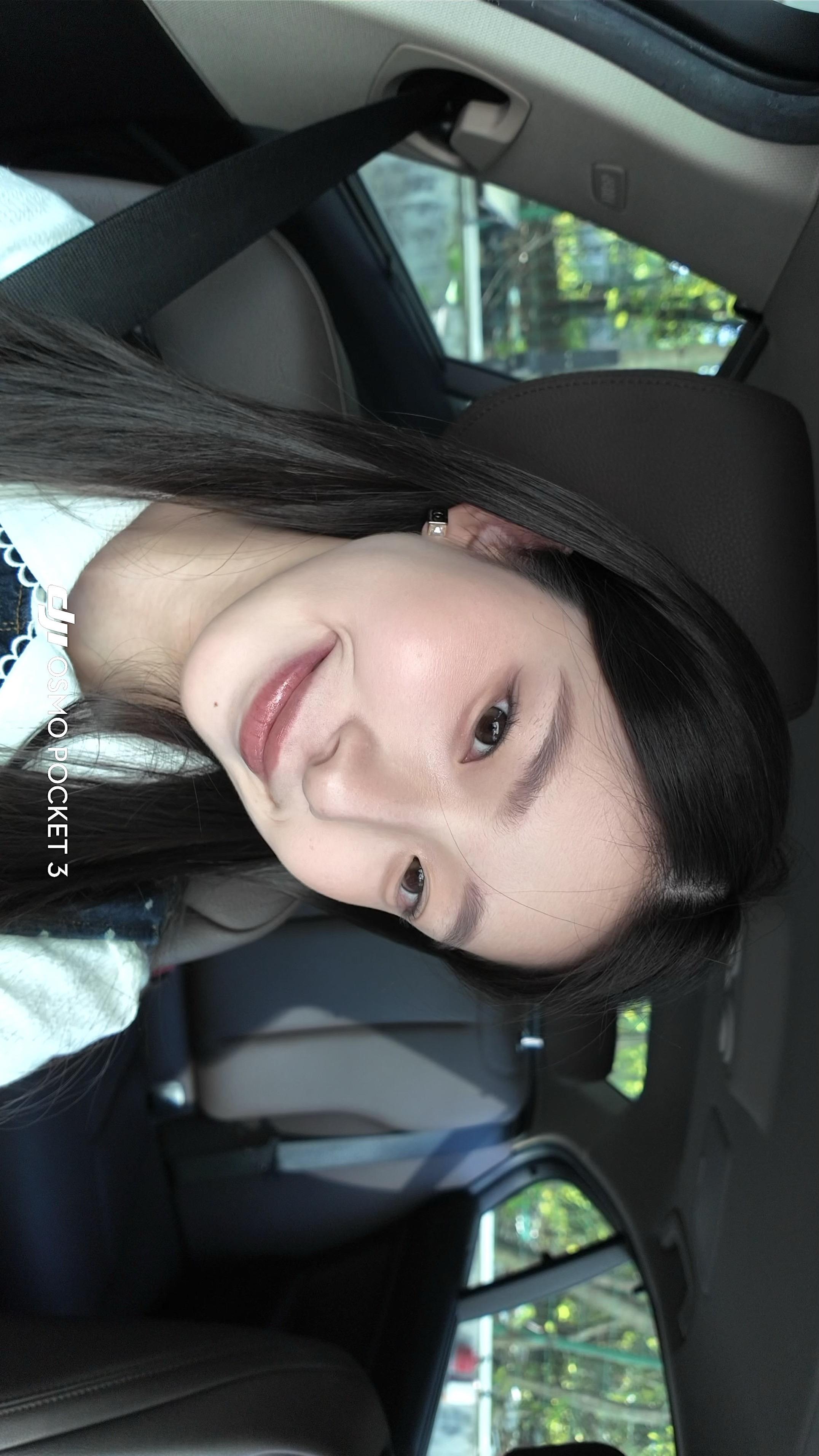 🧏🏻‍♀️💕😋